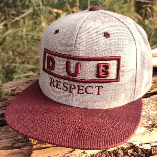 Klasyczna czapka Snapback - DUB Respect - szary melanż / bordo